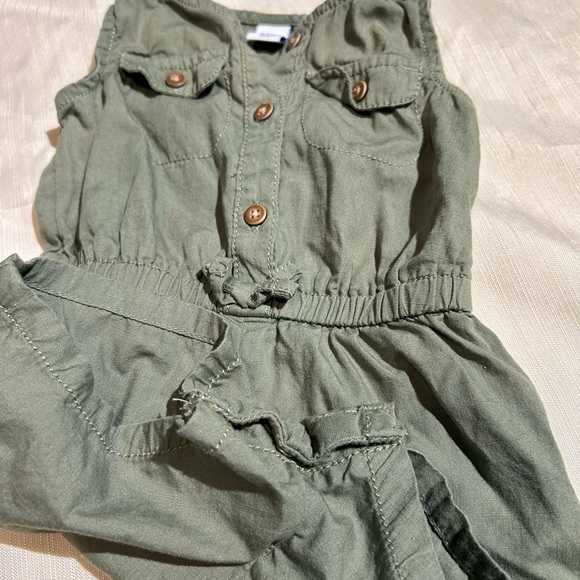 Army Green baby romper size 6-12 months shorts summer clothes - Picture 4 of 8